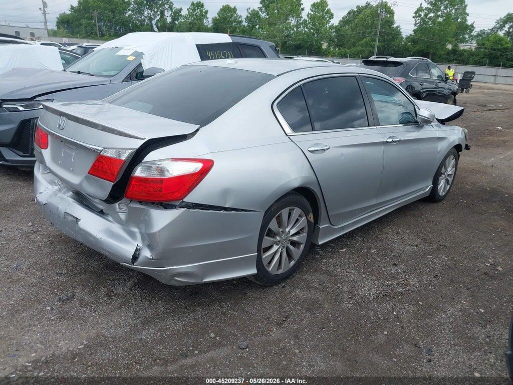 1HGCR2F81DA038818 2013 HONDA ACCORD photo no. 4