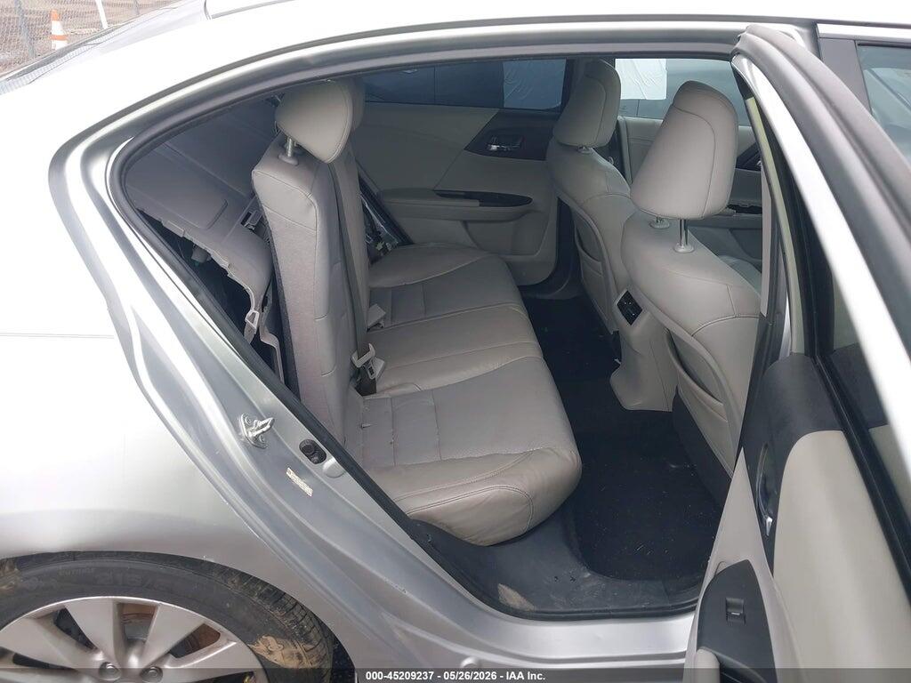 1HGCR2F81DA038818 2013 HONDA ACCORD photo no. 8