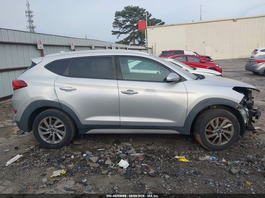 KM8J33A43JU693604 2018 HYUNDAI TUCSON photo no. 12