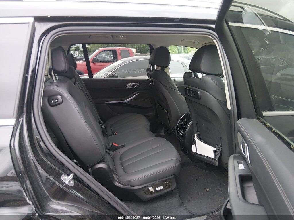 5UXCW2C00L9A00052 2020 BMW X7 photo no. 8