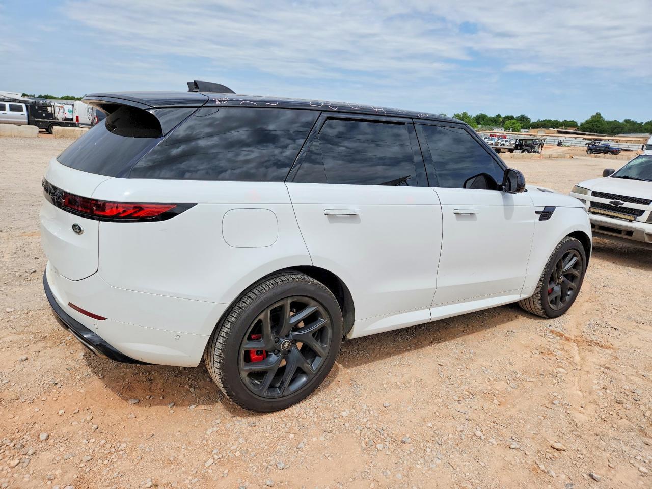 2023 LAND ROVER RANGE ROVER SPORT DYNAMIC SE — Фото 3 из 13