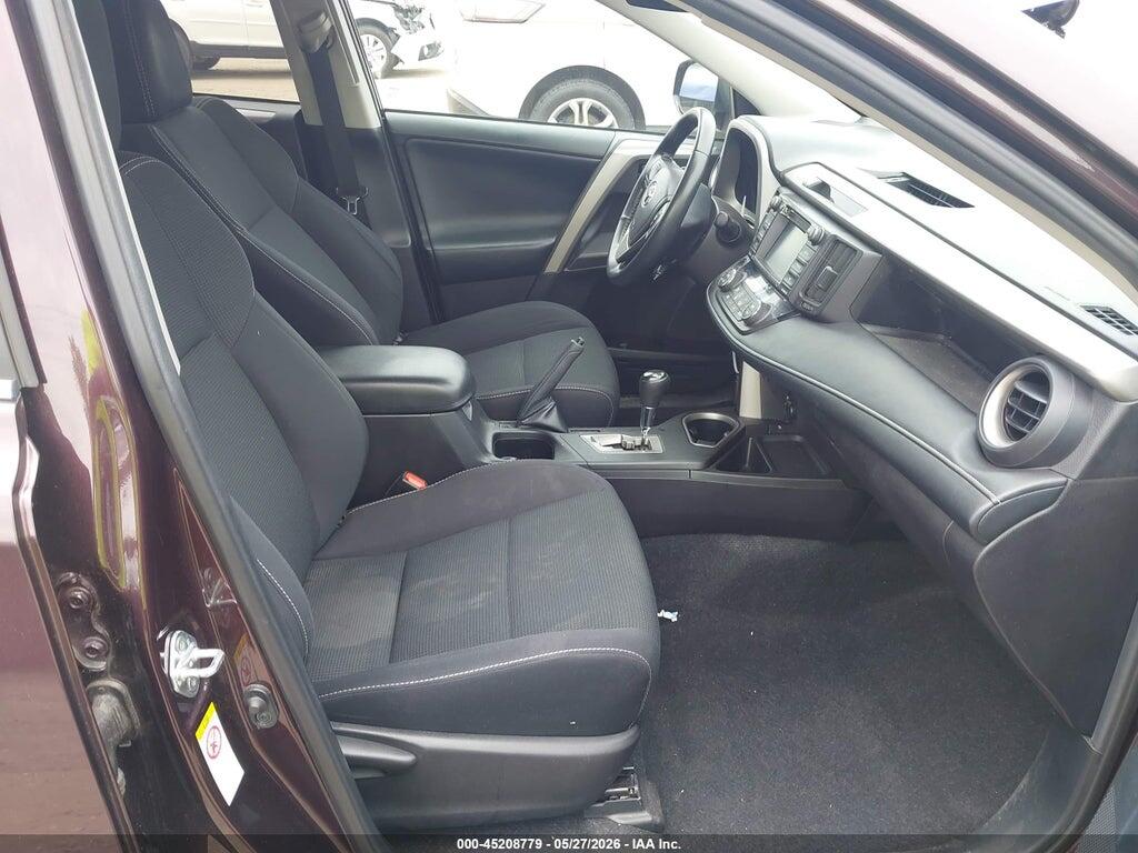 2T3RFREV6JW726828 2018 TOYOTA RAV4 photo no. 5