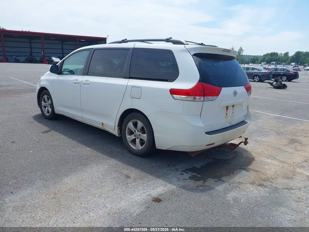 5TDKK3DC3DS340111 2013 TOYOTA SIENNA photo no. 3