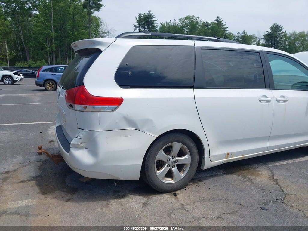 5TDKK3DC3DS340111 2013 TOYOTA SIENNA photo no. 6