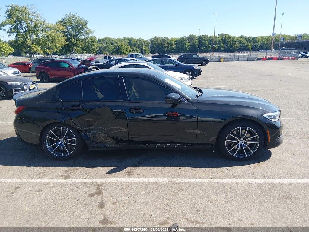 2021 BMW 330I XDRIVE — Фото 14 из 16