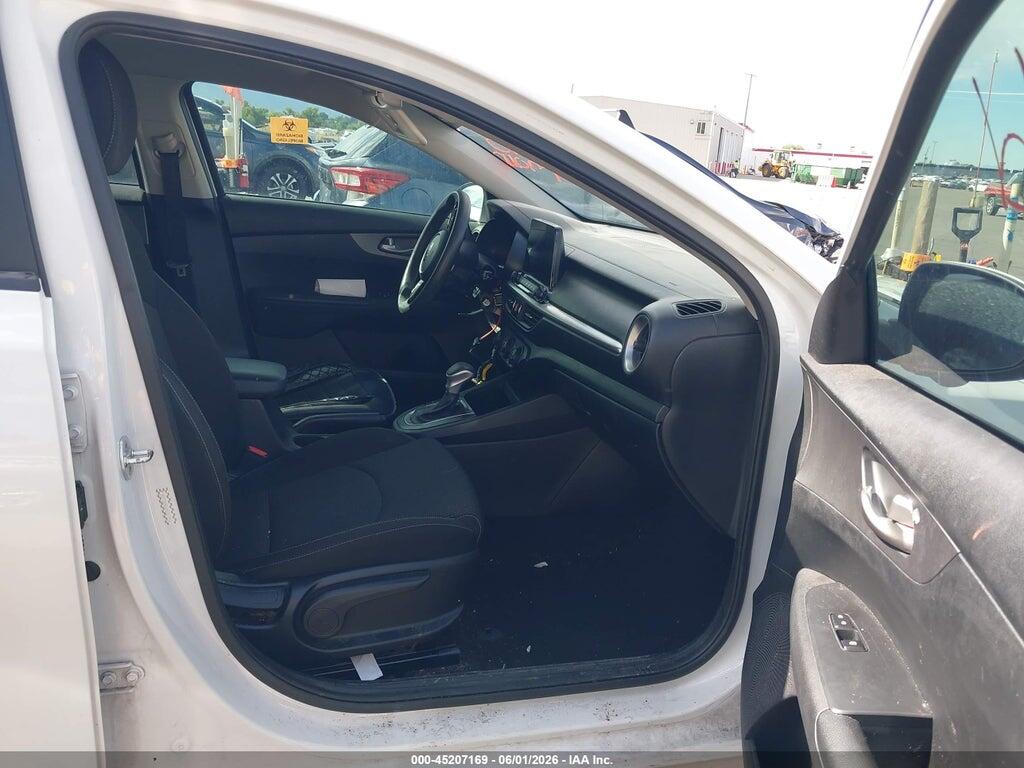 3KPF24AD6ME357953 2021 KIA FORTE photo no. 5