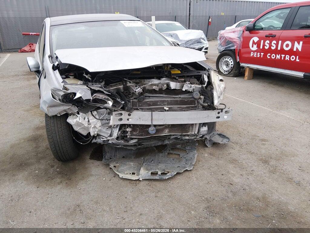 JTDKN3DU4F1883547 2015 TOYOTA PRIUS photo no. 6