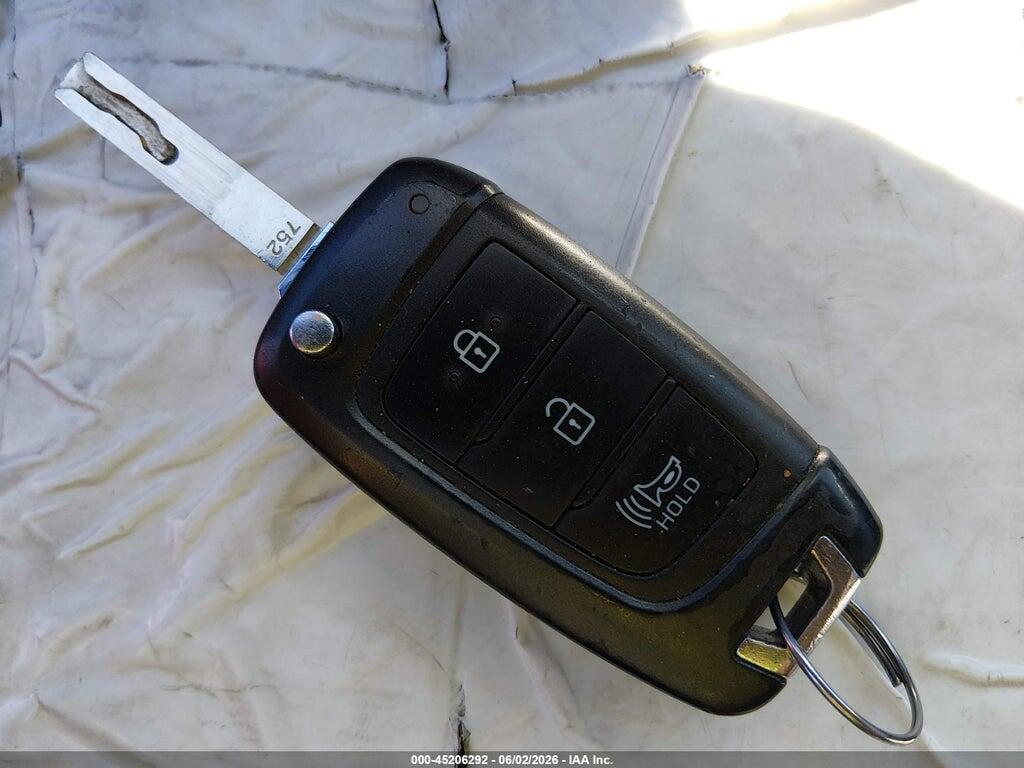 KMHRB8A33PU219946 2023 HYUNDAI VENUE photo no. 11