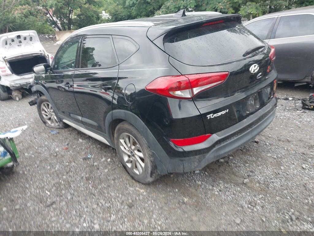 KM8J33A44HU415952 2017 HYUNDAI TUCSON photo no. 3