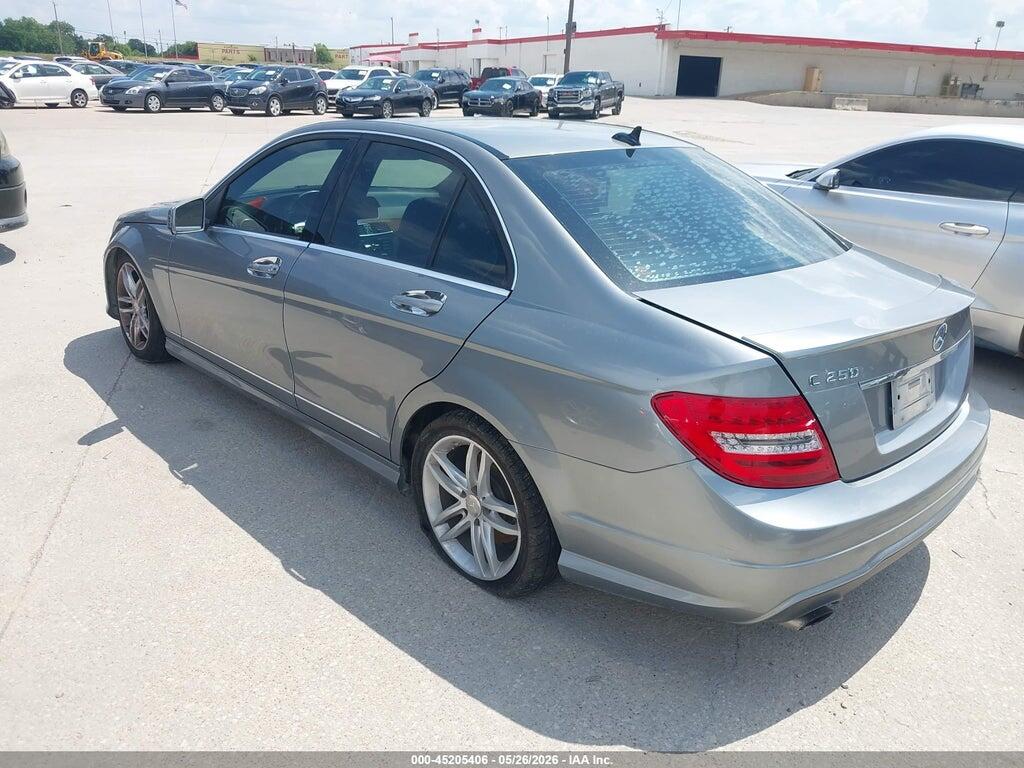 WDDGF4HBXEG216565 2014 MERCEDES-BENZ C 250 photo no. 3
