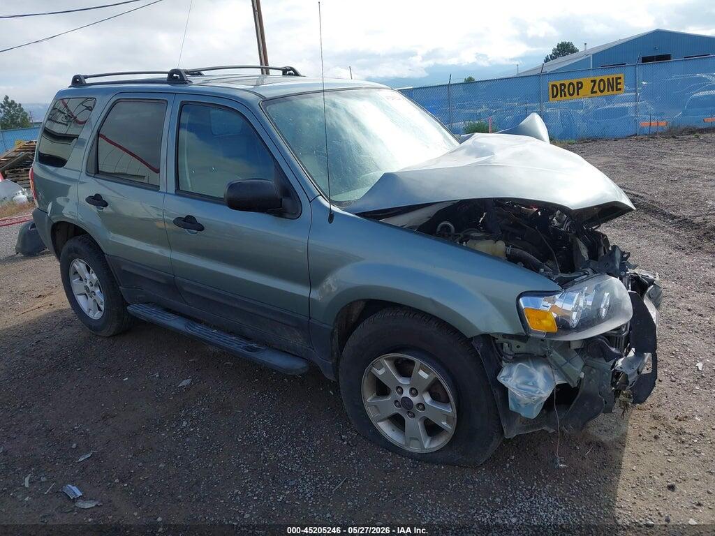 1FMYU03135KD40102 2005 FORD ESCAPE photo no. 1