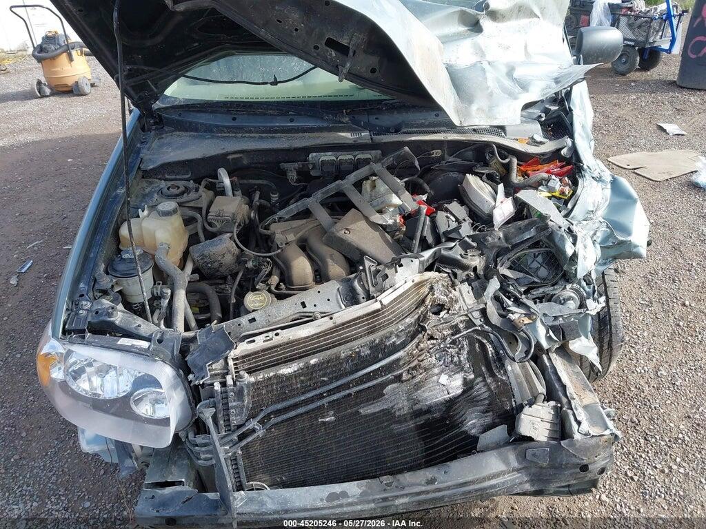 1FMYU03135KD40102 2005 FORD ESCAPE photo no. 10