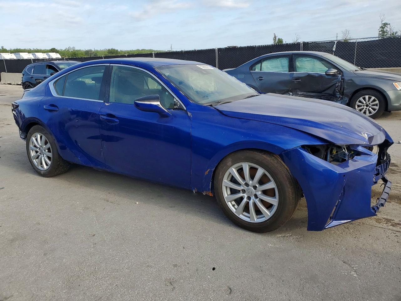 2023 LEXUS IS 350 F SPORT AWD V6 4D SEDAN — Фото 4 из 13