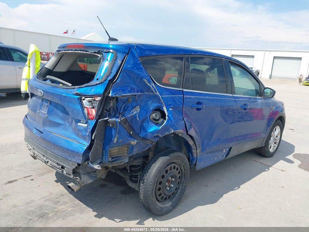 1FMCU0GD3HUB56415 2017 FORD ESCAPE photo no. 4