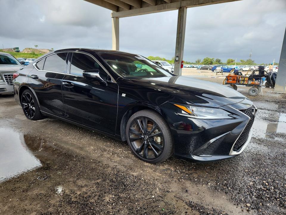 2023 LEXUS ES 350 F SPORT HANDLING — Фото 4 из 12
