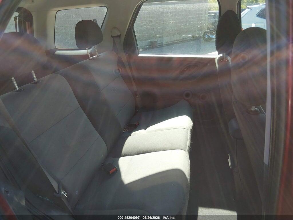 1FMYU92144KB35294 2004 FORD ESCAPE photo no. 8
