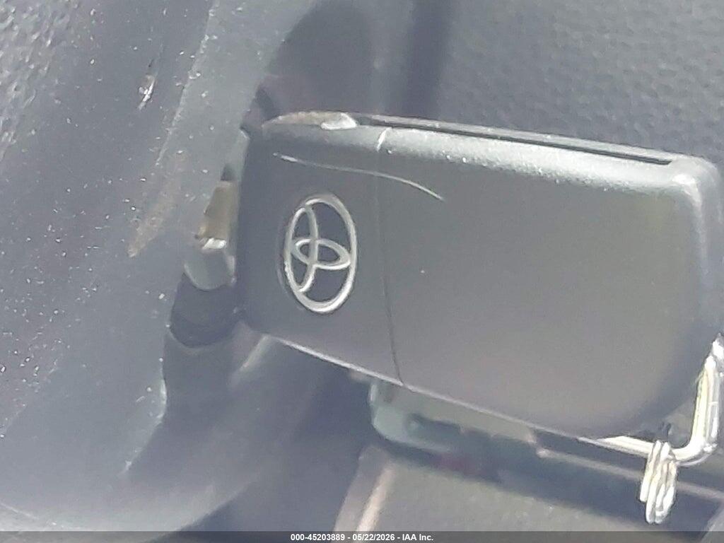 5YFEPMAE1NP302199 2022 TOYOTA COROLLA photo no. 11