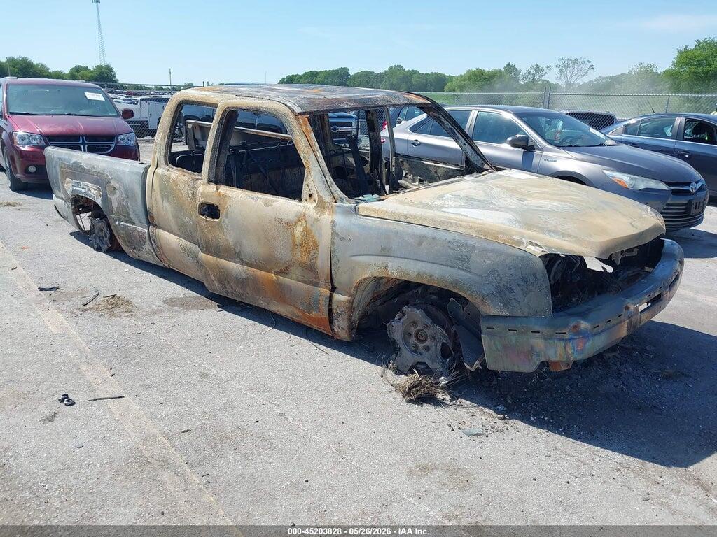 1GCEK19Z25Z351485 2005 CHEVROLET SILVERADO 1500 photo no. 1