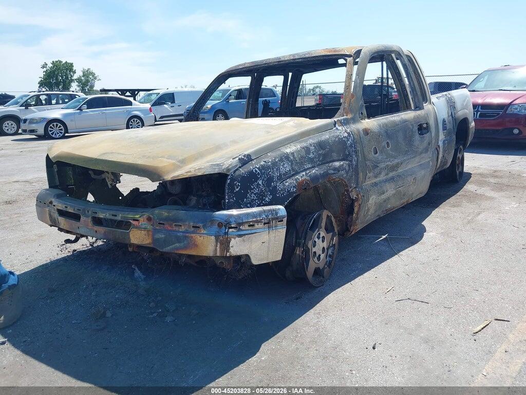 1GCEK19Z25Z351485 2005 CHEVROLET SILVERADO 1500 photo no. 2
