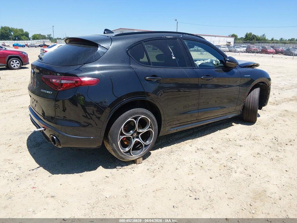 ZASPAKBN2N7D24511 2022 ALFA ROMEO STELVIO photo no. 4
