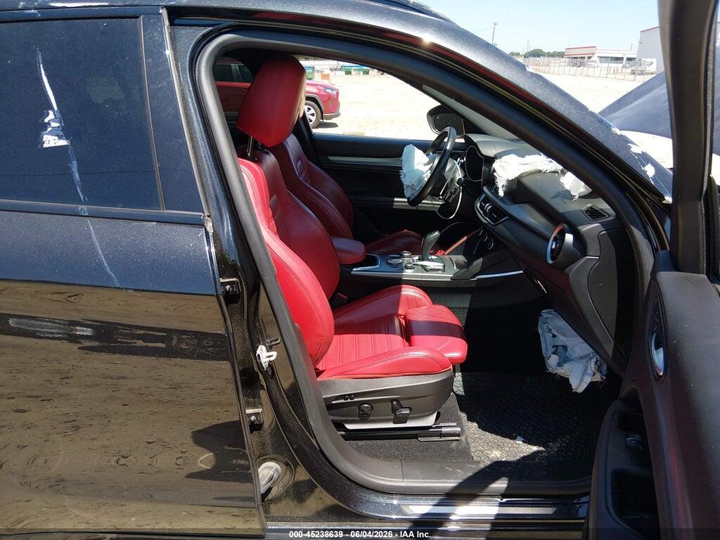 ZASPAKBN2N7D24511 2022 ALFA ROMEO STELVIO photo no. 5