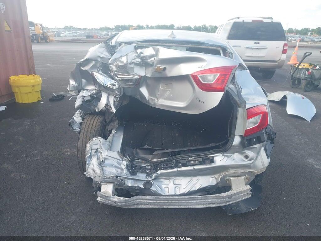 1G1BE5SM9H7246712 2017 CHEVROLET CRUZE photo no. 6