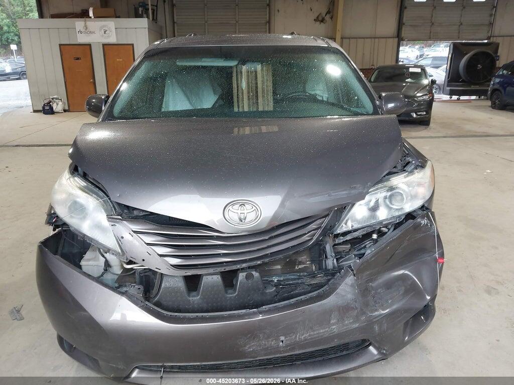 5TDKZ3DC7HS775005 2017 TOYOTA SIENNA photo no. 12