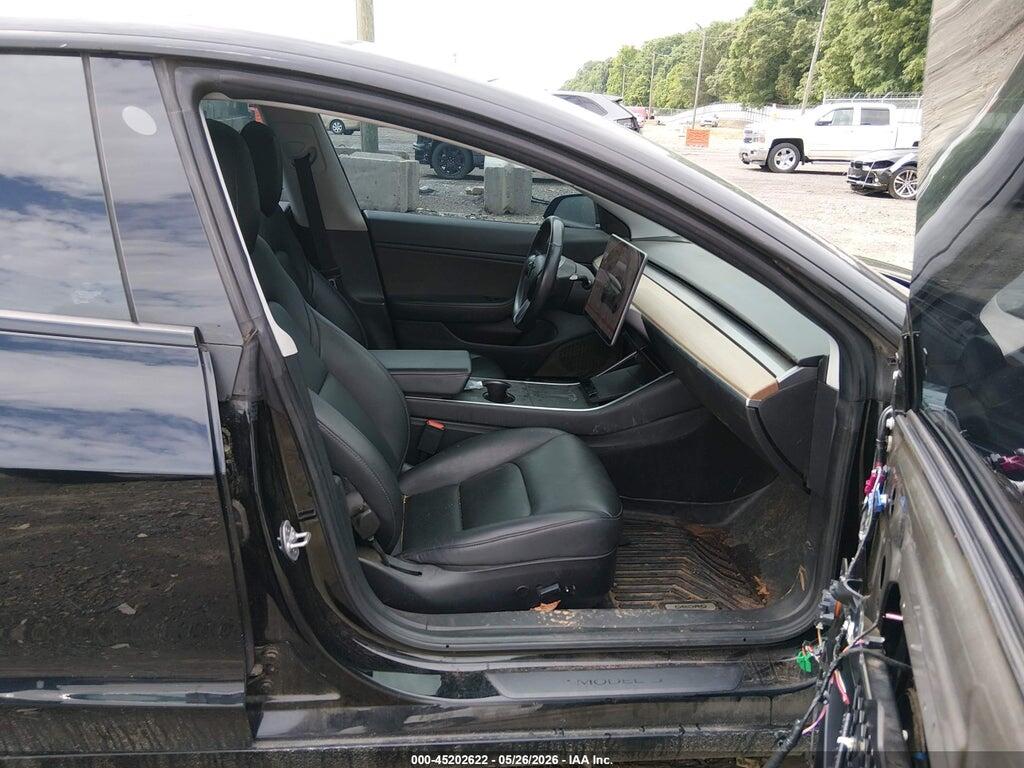 5YJ3E1EB9JF184694 2018 TESLA MODEL 3 photo no. 5