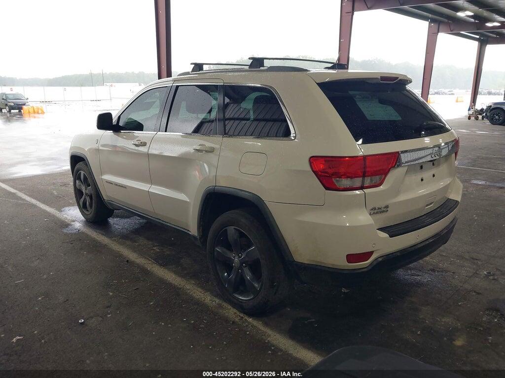 1J4RR4GGXBC670013 2011 JEEP GRAND CHEROKEE photo no. 3
