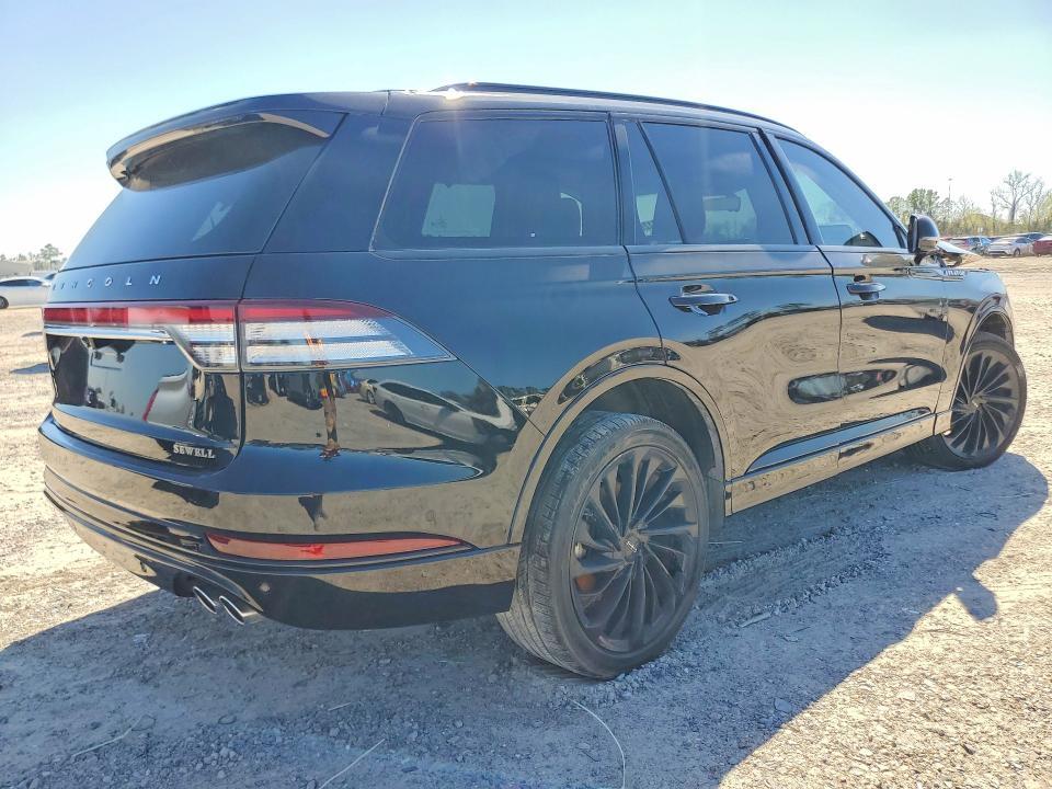 2023 LINCOLN AVIATOR RESERVE — Фото 3 из 13