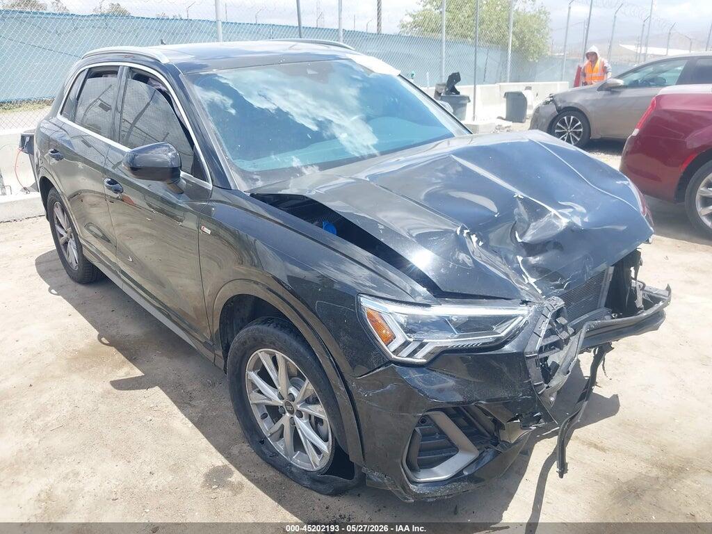 WA1DECF31P1151918 2023 AUDI Q3 photo no. 1
