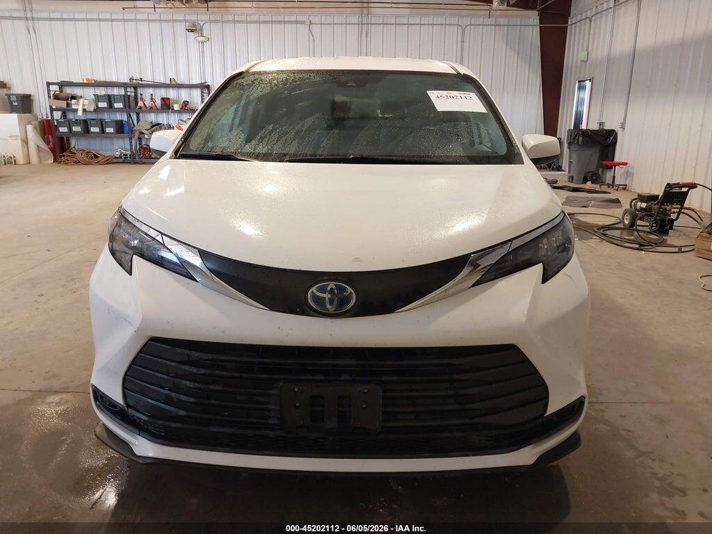 5TDKRKEC7RS196977 2024 TOYOTA SIENNA photo no. 12