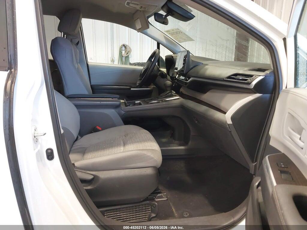 5TDKRKEC7RS196977 2024 TOYOTA SIENNA photo no. 5
