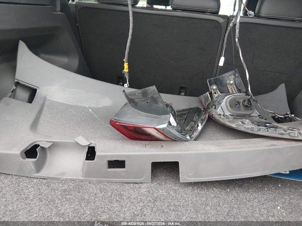 1V2WC2CA8MC206607 2021 VOLKSWAGEN ATLAS CROSS SPORT photo no. 12