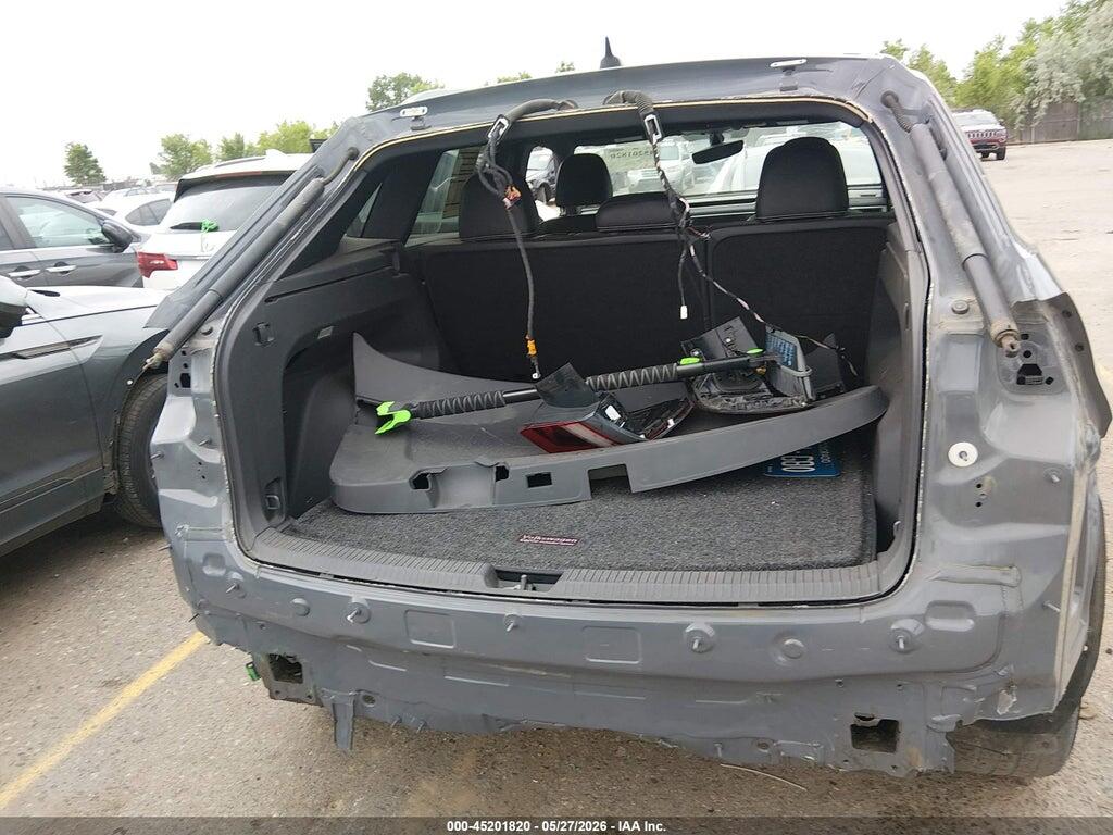 1V2WC2CA8MC206607 2021 VOLKSWAGEN ATLAS CROSS SPORT photo no. 6