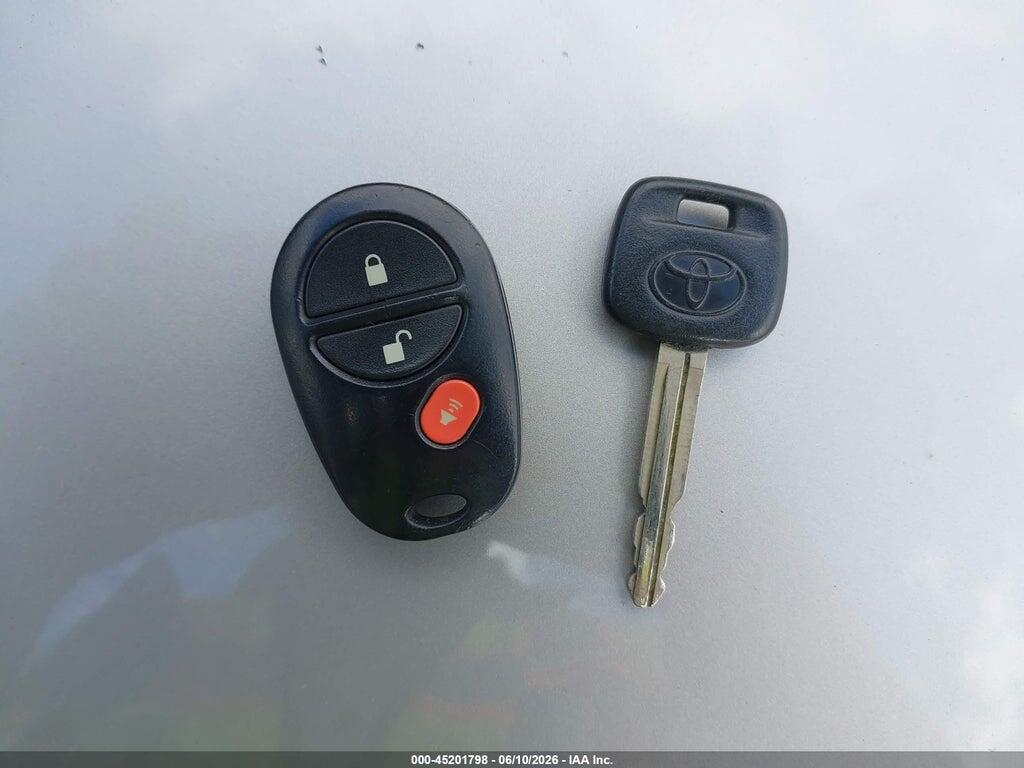5TDZA23C44S191401 2004 TOYOTA SIENNA photo no. 11