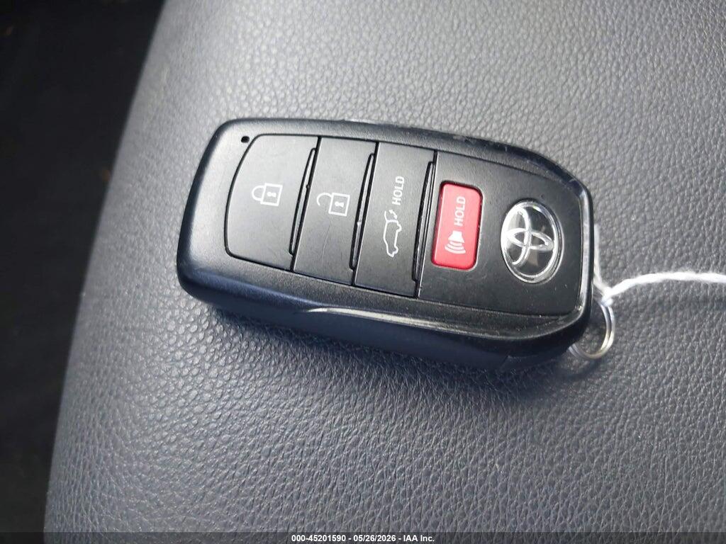 7MUDAAAG9PV062235 2023 TOYOTA COROLLA CROSS photo no. 11