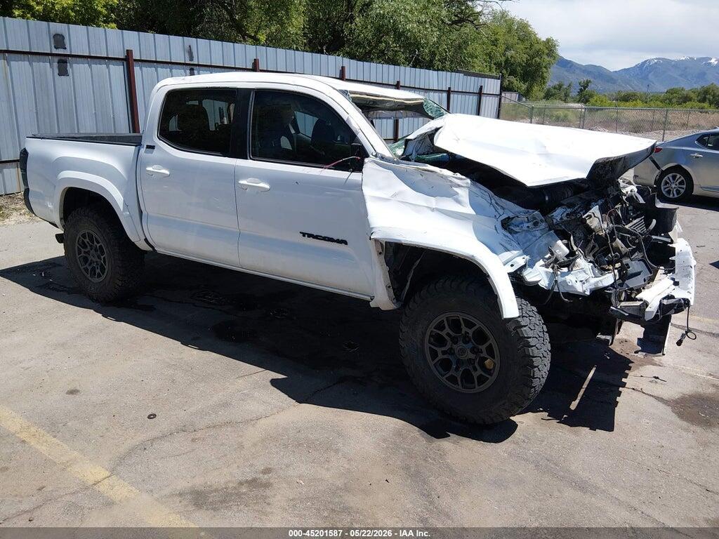 3TMCZ5ANXHM105518 2017 TOYOTA TACOMA photo no. 1
