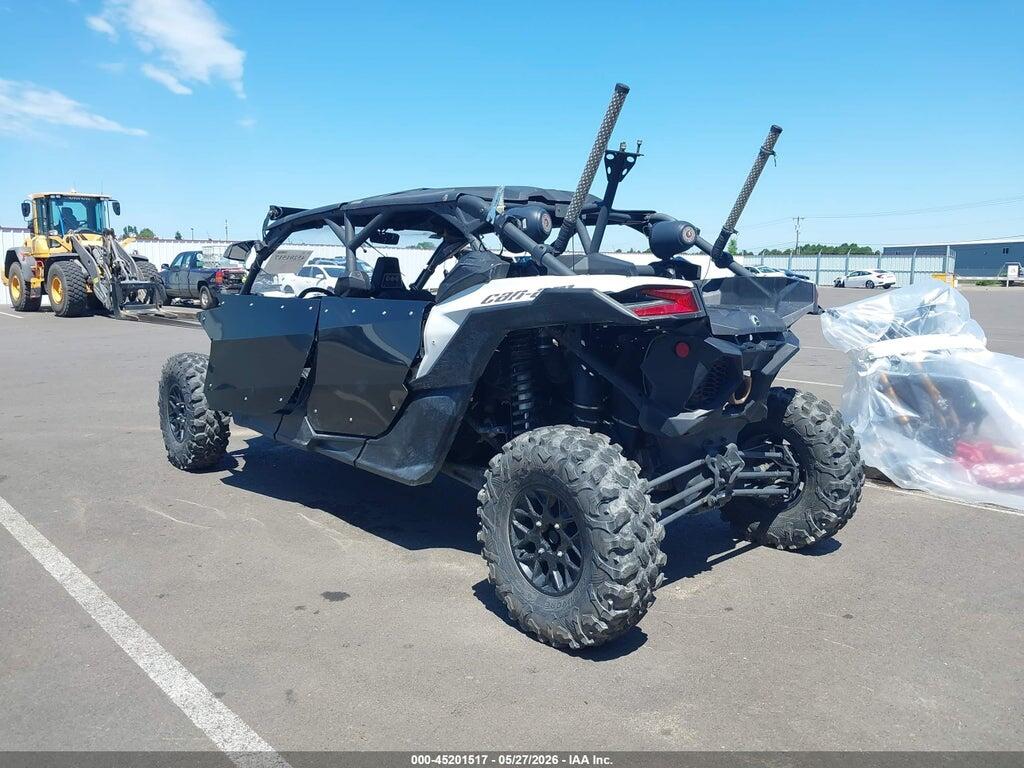 3JBVMAY42PE003641 2023 CAN-AM MAVERICK X3 MAX photo no. 3