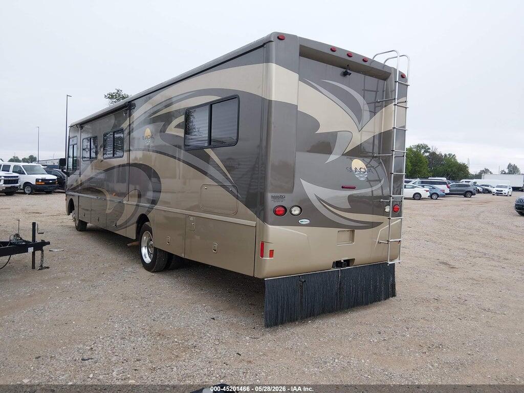 1F6NF53Y290A02061 2010 FORD F550 photo no. 3