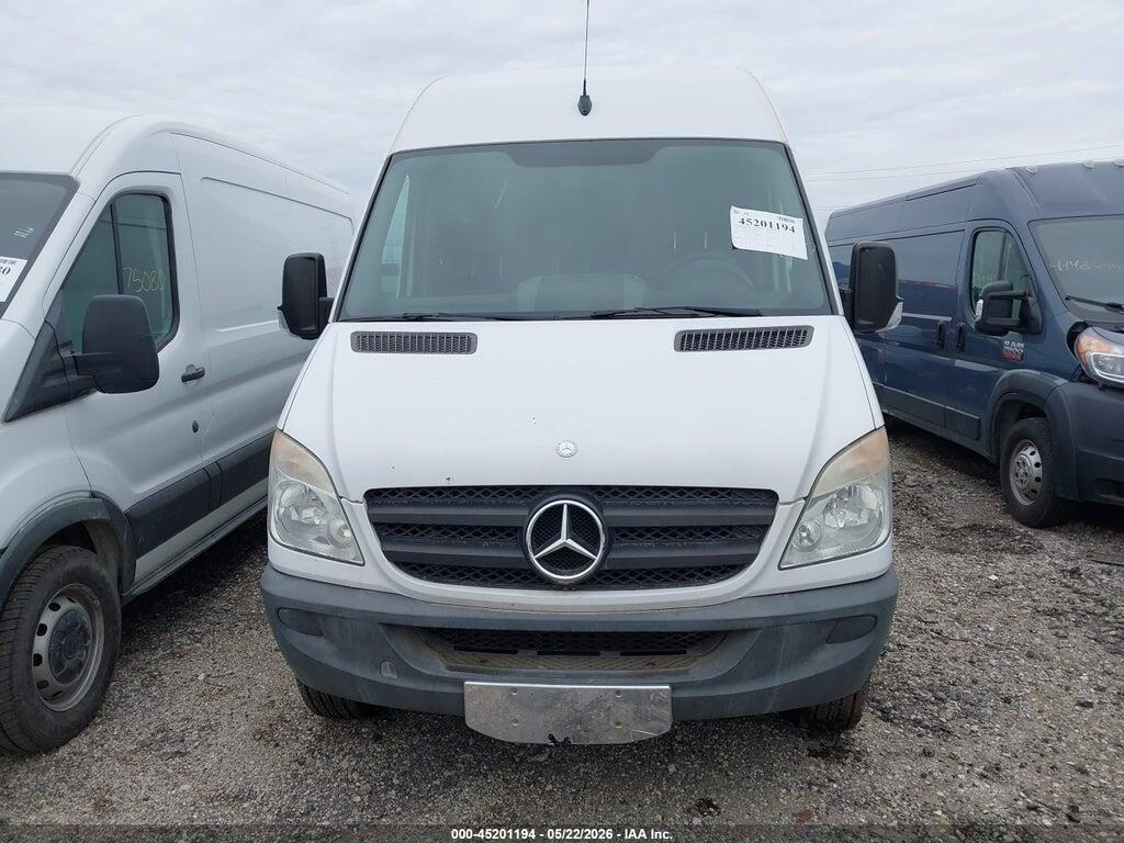 WD3PE8CC6C5617215 2012 MERCEDES-BENZ SPRINTER 2500 photo no. 11