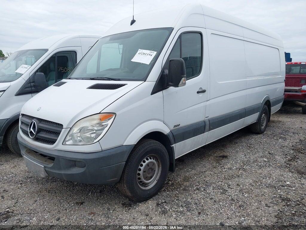 WD3PE8CC6C5617215 2012 MERCEDES-BENZ SPRINTER 2500 photo no. 2