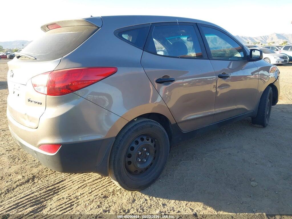 KM8JT3AC2AU067565 2010 HYUNDAI TUCSON photo no. 4