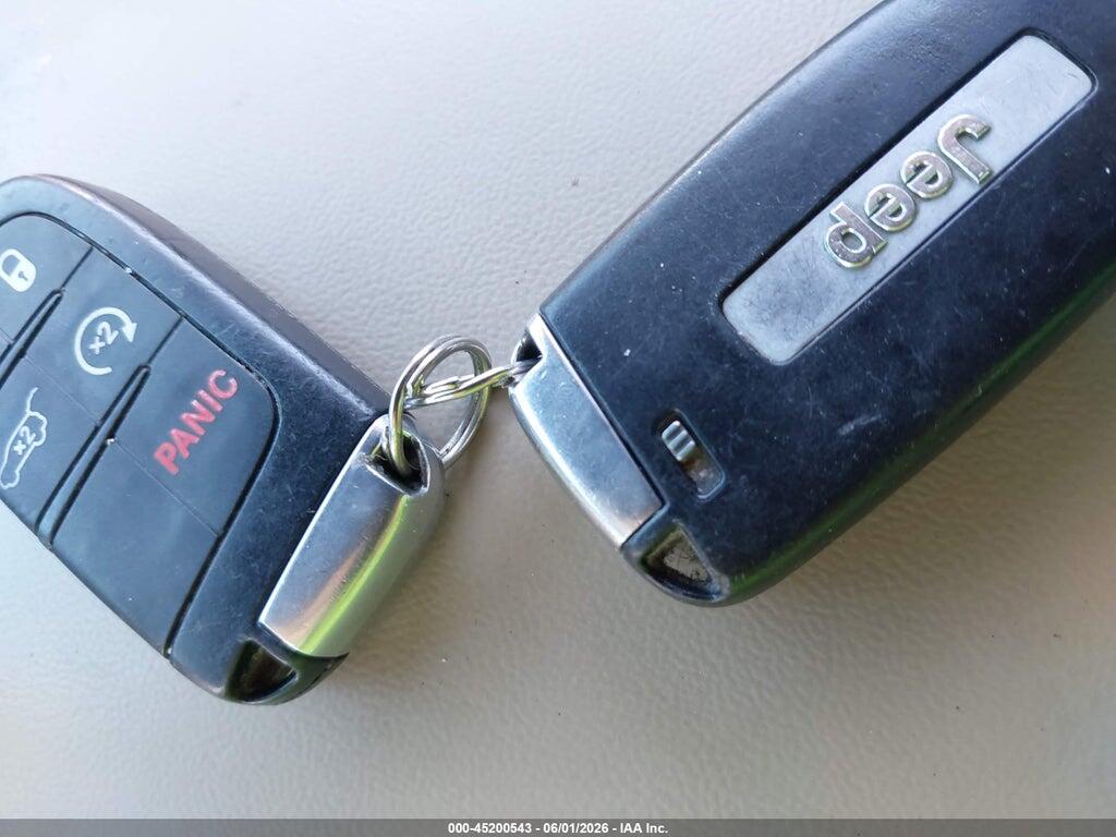1C4RJFBG0LC241075 2020 JEEP GRAND CHEROKEE photo no. 11