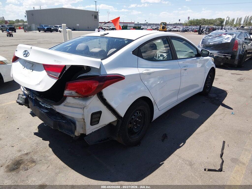5NPDH4AE9GH706764 2016 HYUNDAI ELANTRA photo no. 4