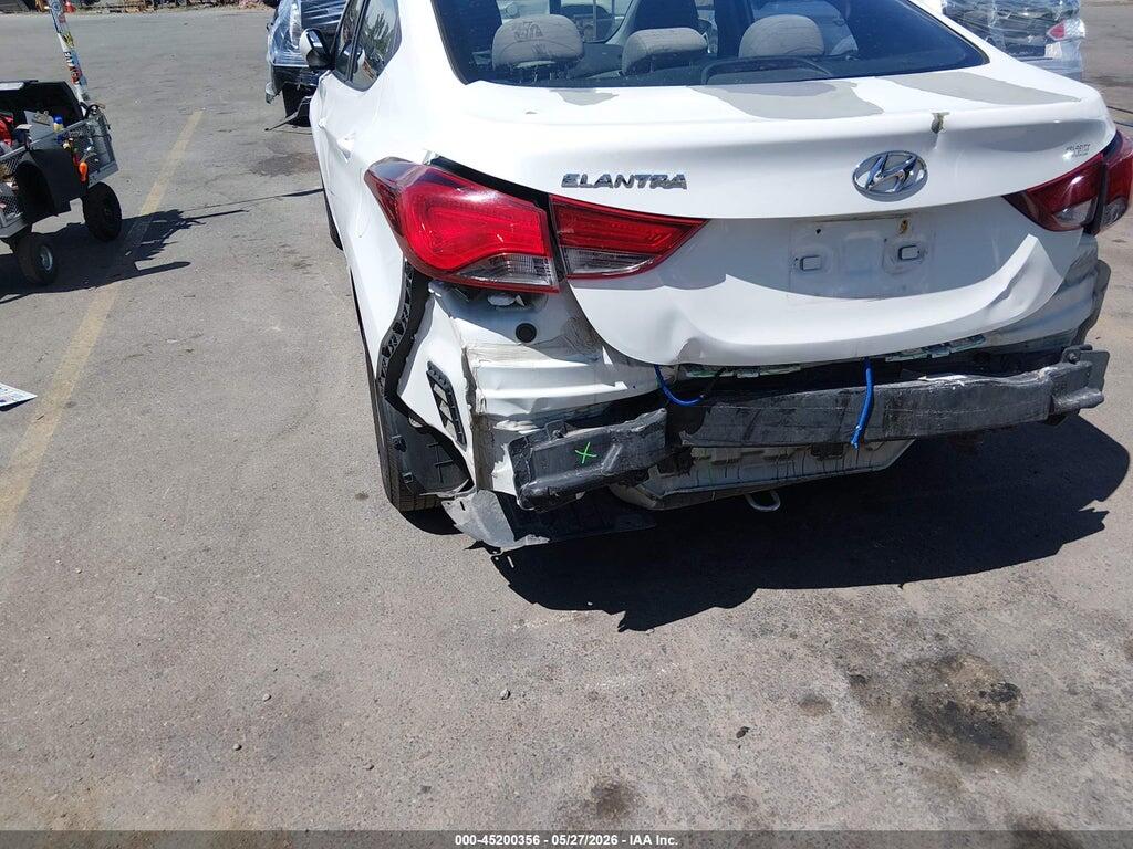 5NPDH4AE9GH706764 2016 HYUNDAI ELANTRA photo no. 6
