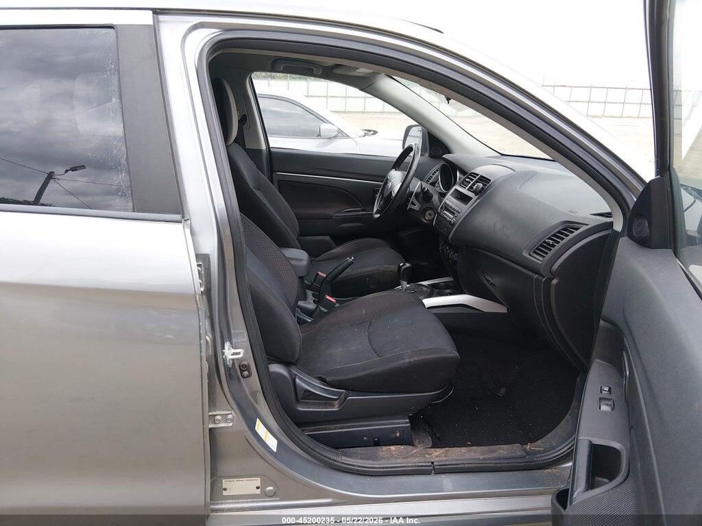 JA4AP3AU6BZ012116 2011 MITSUBISHI OUTLANDER SPORT photo no. 5