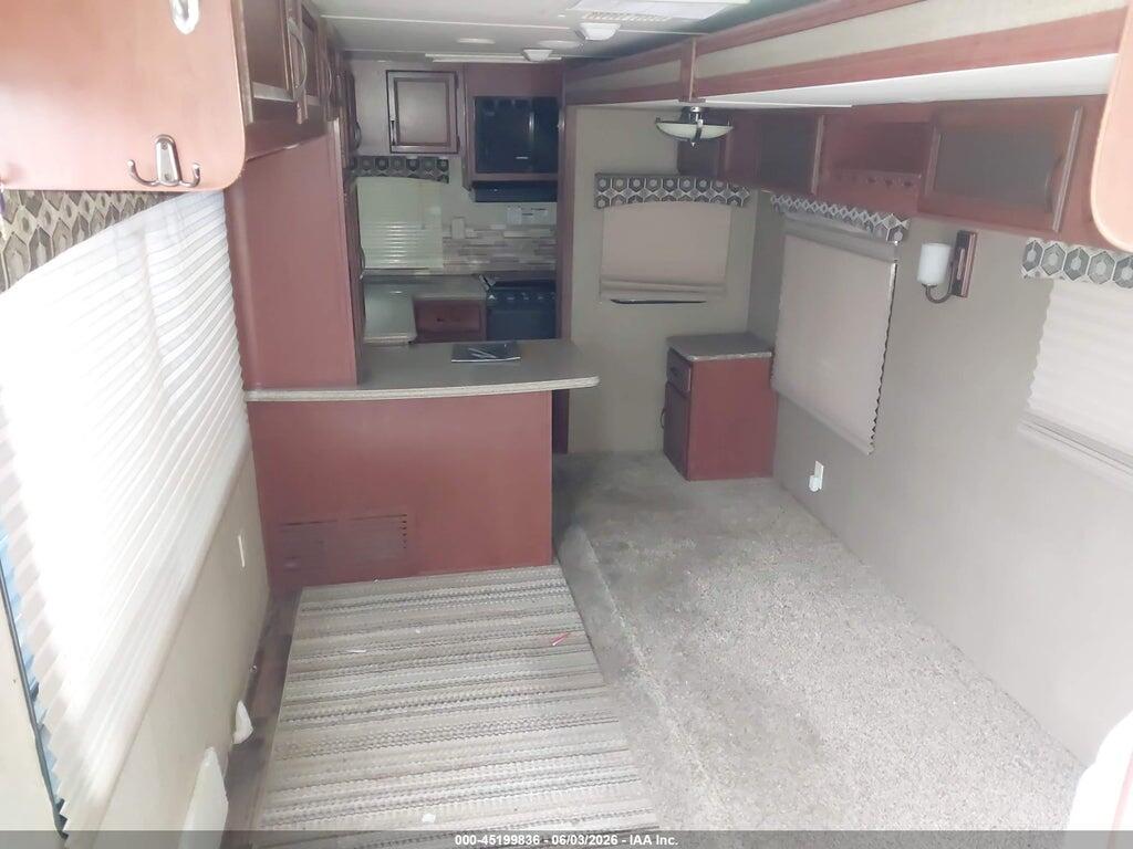 4X4TPUF28GP057762 2016 FOREST RIVER PUMA photo no. 8