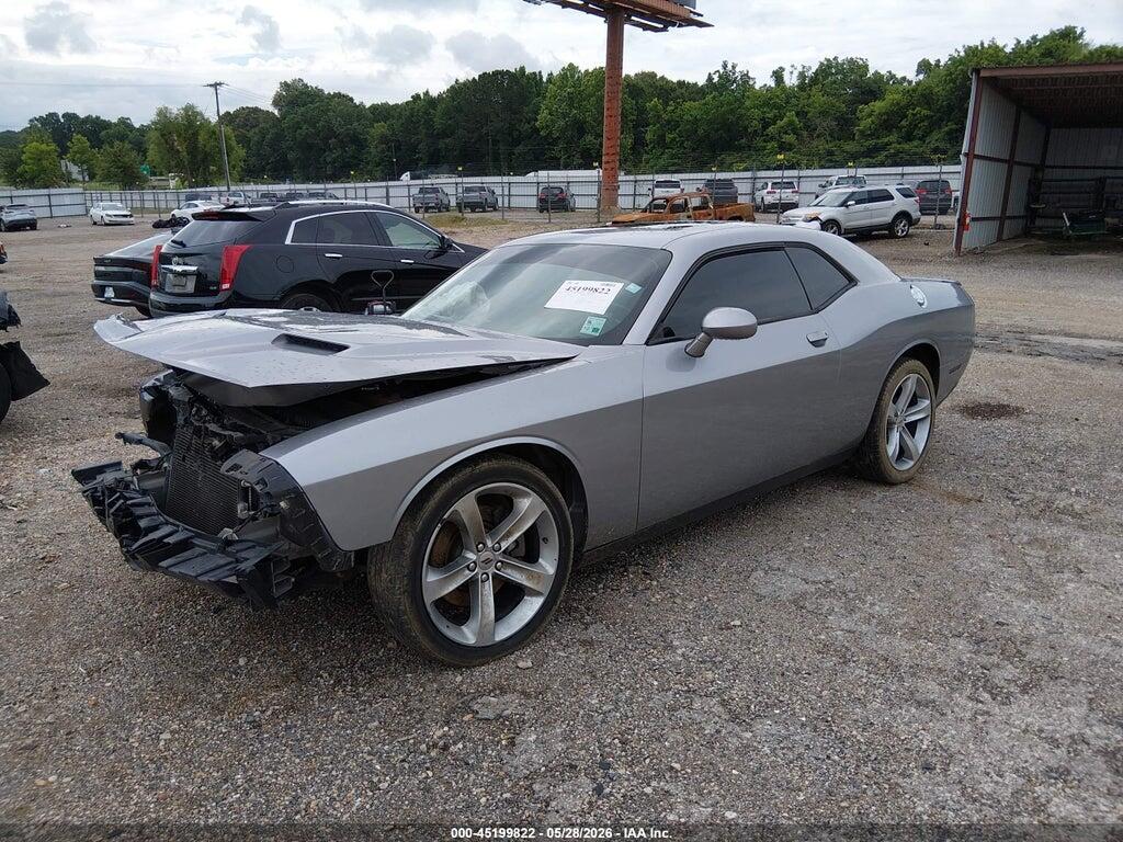 2C3CDZBT0HH657972 2017 DODGE CHALLENGER photo no. 2