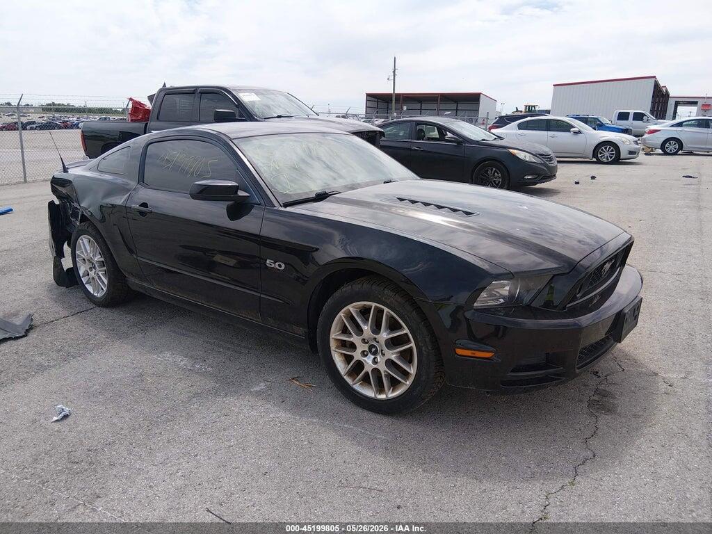 1ZVBP8CF4D5211033 2013 FORD MUSTANG photo no. 1